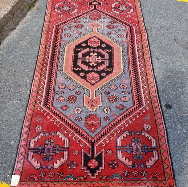 Khamseh Rugs