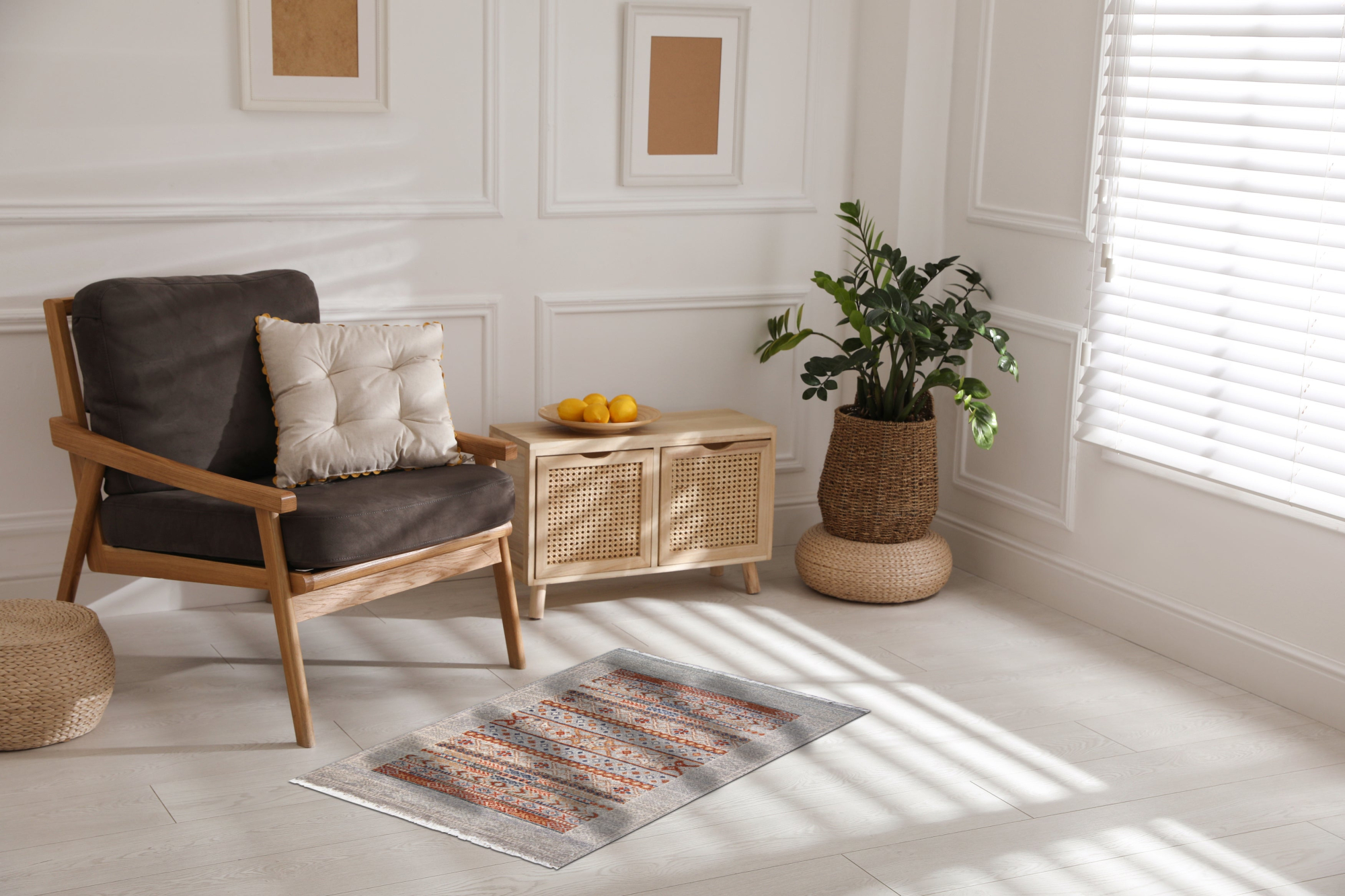 Agra Mix Wool Hand Knotted Indian Rug, featuring Multi tones and Geometric design, ideal area rug for any room in your home.