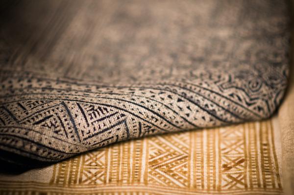 The Allure of Indian Rugs: A Comprehensive Guide to Indian Handicraft